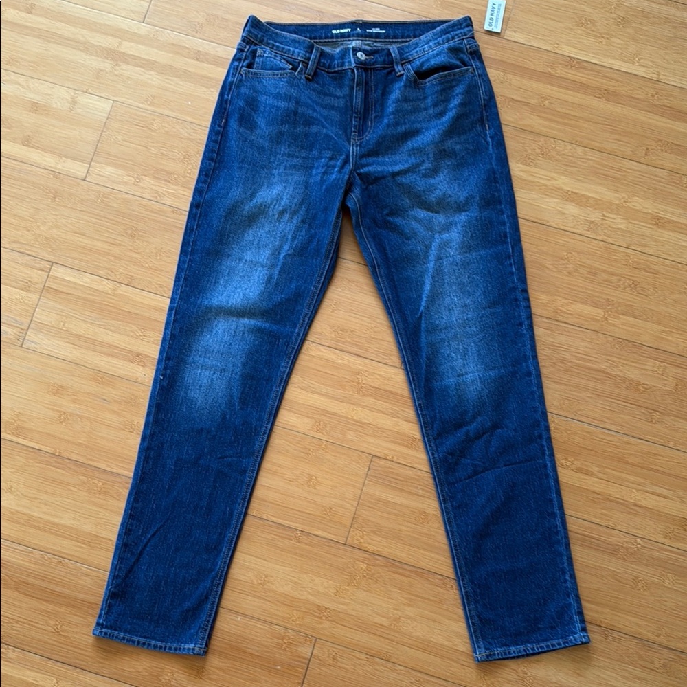 NWT! Women’s old navy boyfriend Jeans